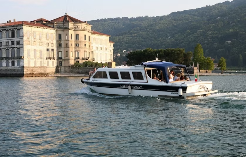 Navigation service from Stresa to Isola Bella - Image 2